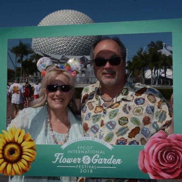 Meet your Posher, Lee - Picture 1 of 1